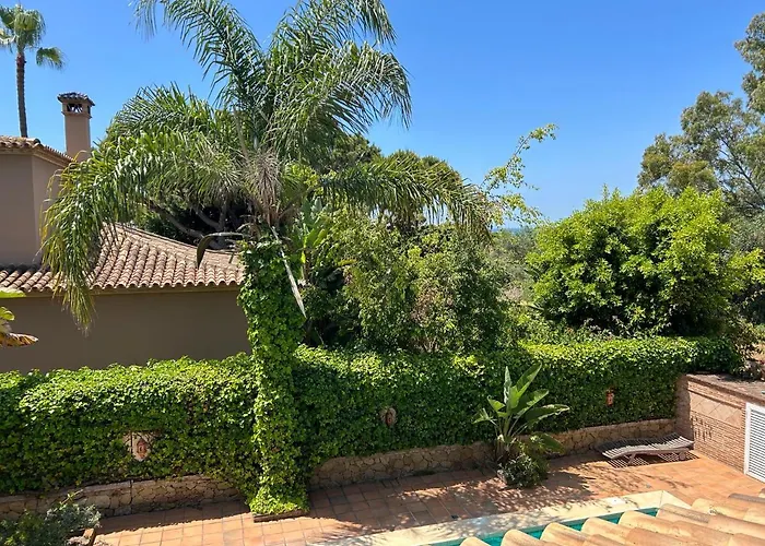 Willa Close To The In *